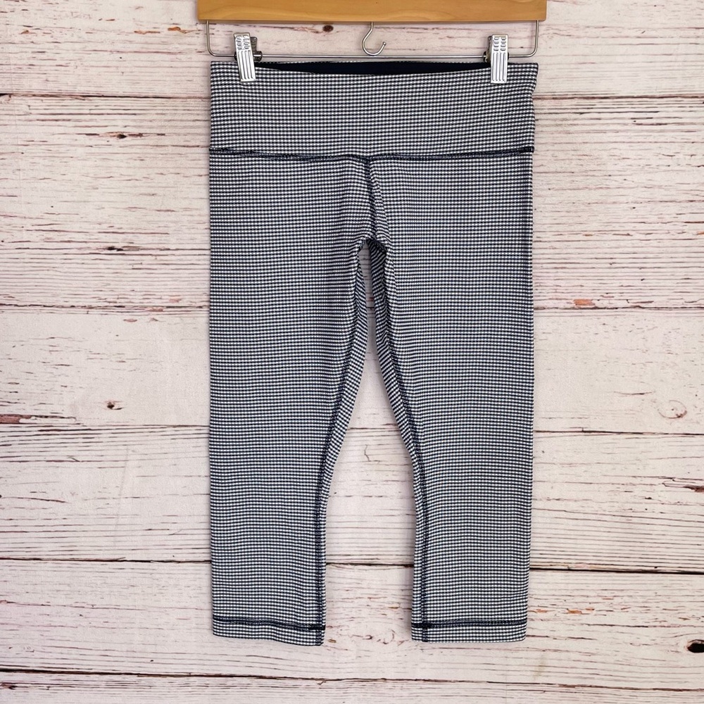 Lululemon gingham crop leggings - Picture 7 of 12